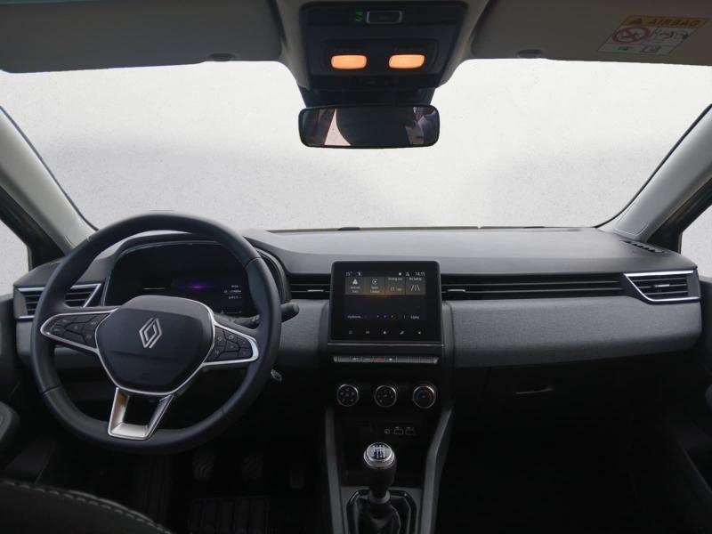 Photo 14 de l’annonce de RENAULT Clio d’occasion à vendre à SAMOREAU