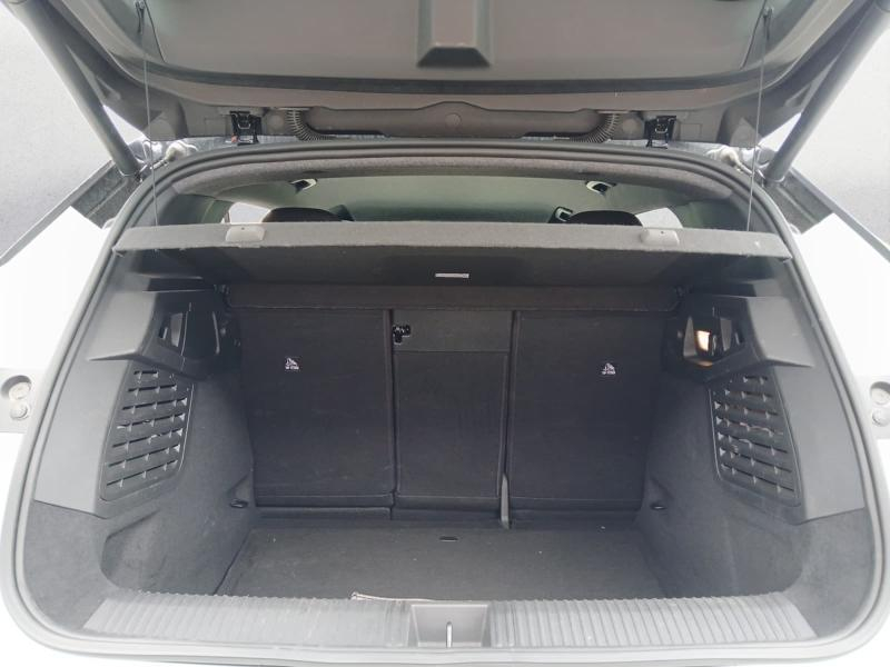 Photo 9 de l’annonce de RENAULT Scenic d’occasion à vendre à SAMOREAU