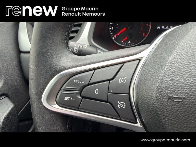 Photo 19 de l’annonce de RENAULT Captur d’occasion à vendre à SAINT PIERRE LES NEMOURS