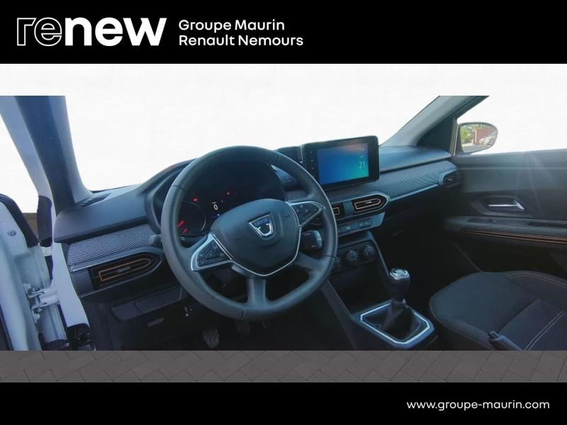 Photo 18 de l’annonce de DACIA Sandero d’occasion à vendre à SAINT PIERRE LES NEMOURS
