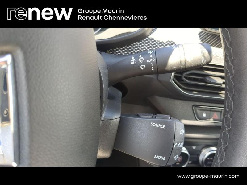 Photo 18 de l’annonce de DACIA Sandero d’occasion à vendre à CHENNEVIÈRES-SUR-MARNE