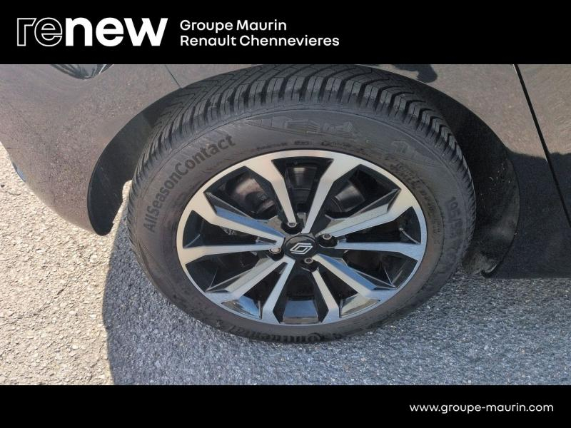 Photo 19 de l’annonce de RENAULT Clio d’occasion à vendre à CHENNEVIÈRES-SUR-MARNE