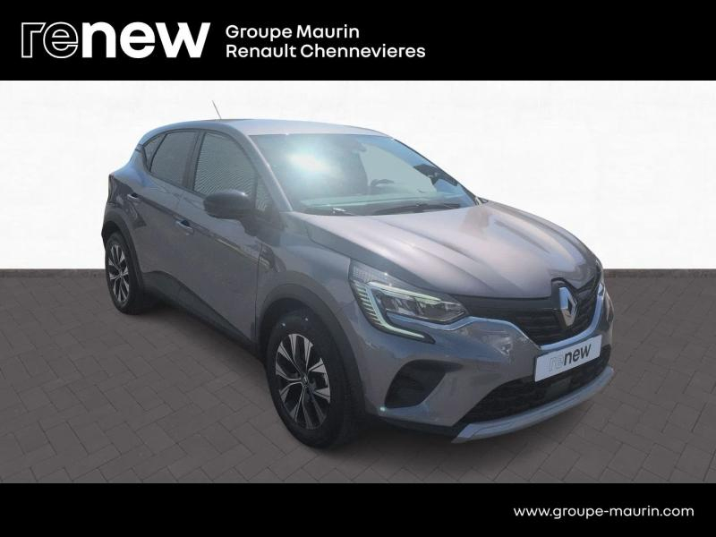 Photo 3 de l’annonce de RENAULT Captur d’occasion à vendre à CHENNEVIÈRES-SUR-MARNE