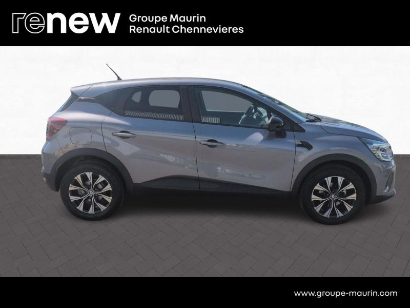 Photo 4 de l’annonce de RENAULT Captur d’occasion à vendre à CHENNEVIÈRES-SUR-MARNE