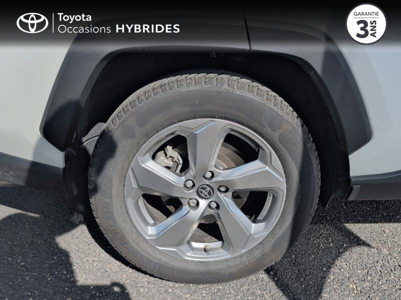 Photo 16 de l’annonce de TOYOTA RAV4 d’occasion à vendre à AUBIÈRE