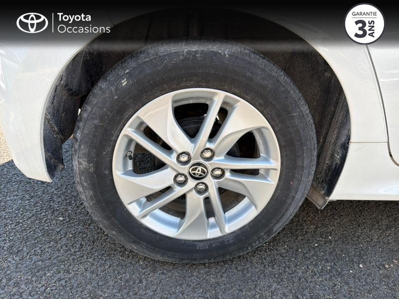 Photo 16 de l’annonce de TOYOTA Yaris d’occasion à vendre à AUBIÈRE