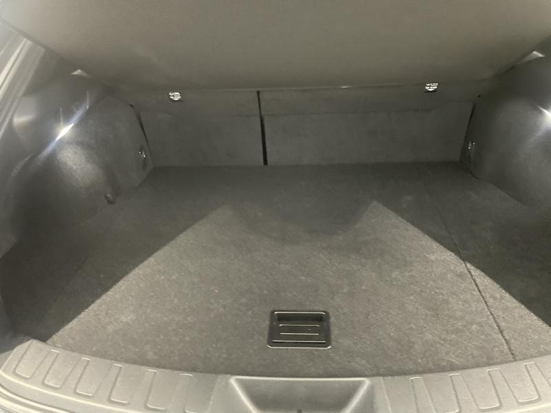 Photo 13 de l’annonce de LEXUS UX d’occasion à vendre à LATTES