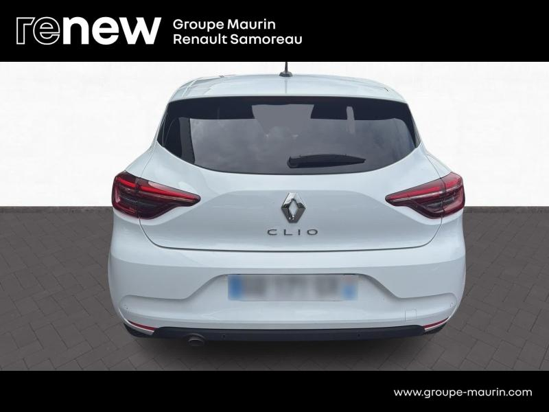Photo 5 de l’annonce de RENAULT Clio d’occasion à vendre à SAMOREAU