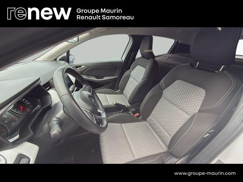 Photo 11 de l’annonce de RENAULT Clio d’occasion à vendre à SAMOREAU