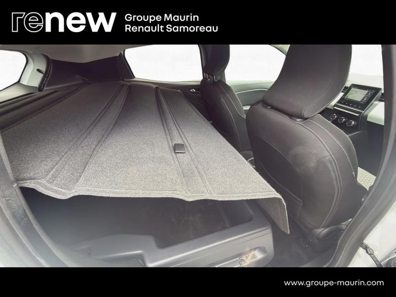 Photo 14 de l’annonce de RENAULT Clio d’occasion à vendre à SAMOREAU