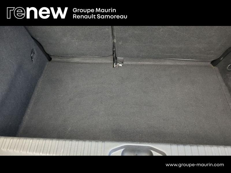 Photo 9 de l’annonce de RENAULT Clio d’occasion à vendre à SAMOREAU