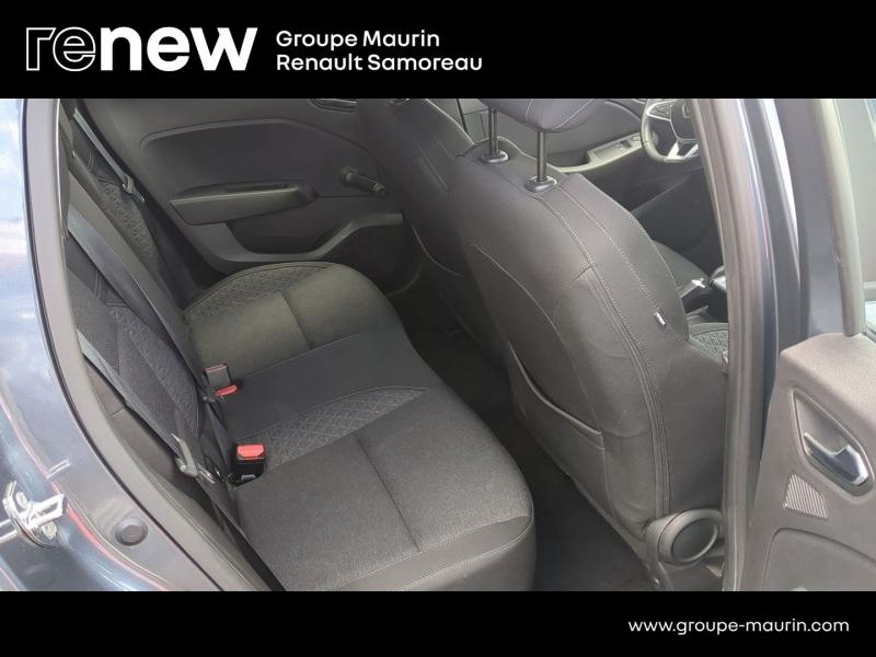 Photo 14 de l’annonce de RENAULT Clio d’occasion à vendre à SAMOREAU