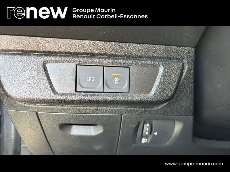 Photo 20 de l’annonce de DACIA Jogger d’occasion à vendre à CORBEIL-ESSONNES