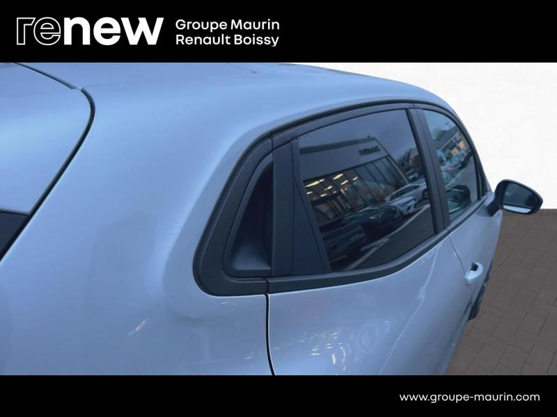 Photo 19 de l’annonce de RENAULT Clio d’occasion à vendre à CHAMPIGNY-SUR-MARNE