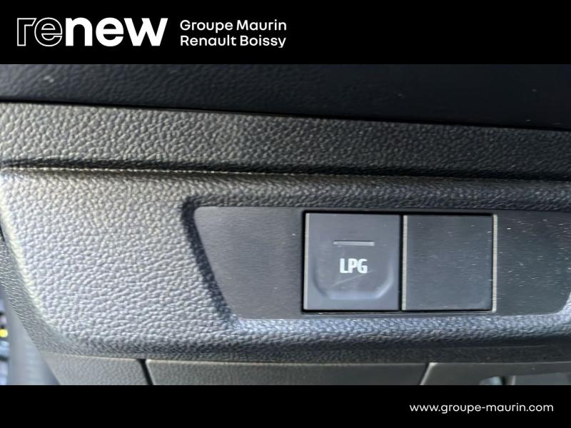 Photo 13 de l’annonce de DACIA Sandero d’occasion à vendre à CHAMPIGNY-SUR-MARNE