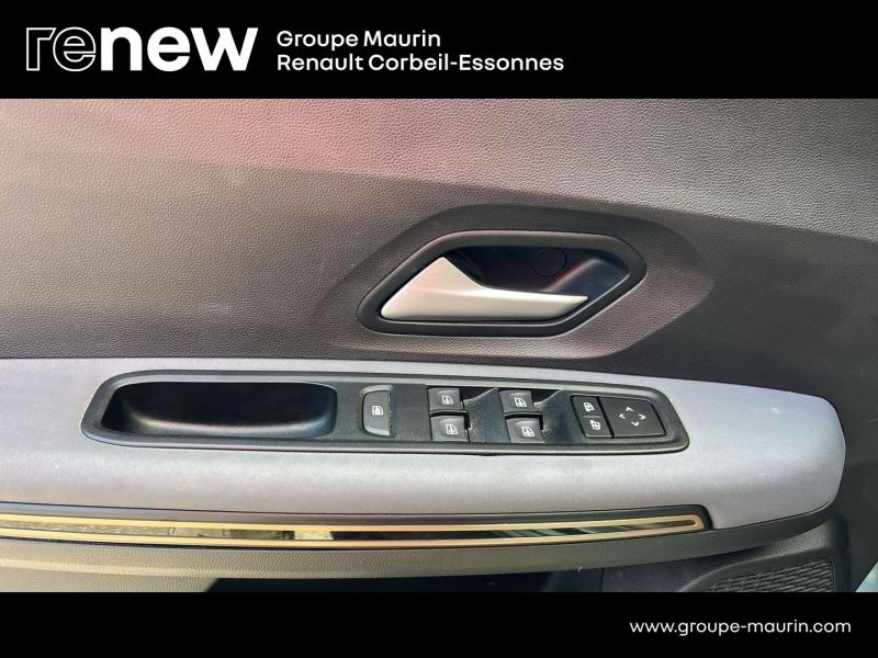Photo 15 de l’annonce de DACIA Jogger d’occasion à vendre à CORBEIL-ESSONNES