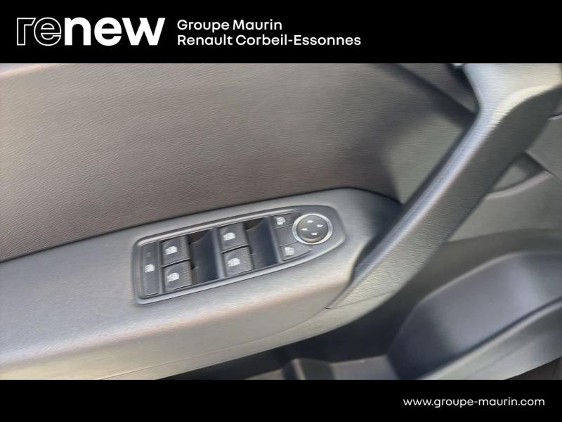 Photo 19 de l’annonce de RENAULT Captur d’occasion à vendre à CORBEIL-ESSONNES