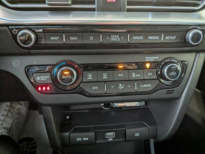Photo 13 de l’annonce de KIA e-Niro d’occasion à vendre à MANOSQUE