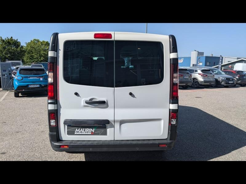 Photo 6 de l’annonce de NISSAN Primastar Combi d’occasion à vendre à ANNEMASSE