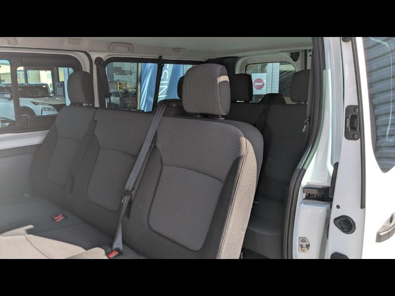Photo 15 de l’annonce de NISSAN Primastar Combi d’occasion à vendre à ANNEMASSE