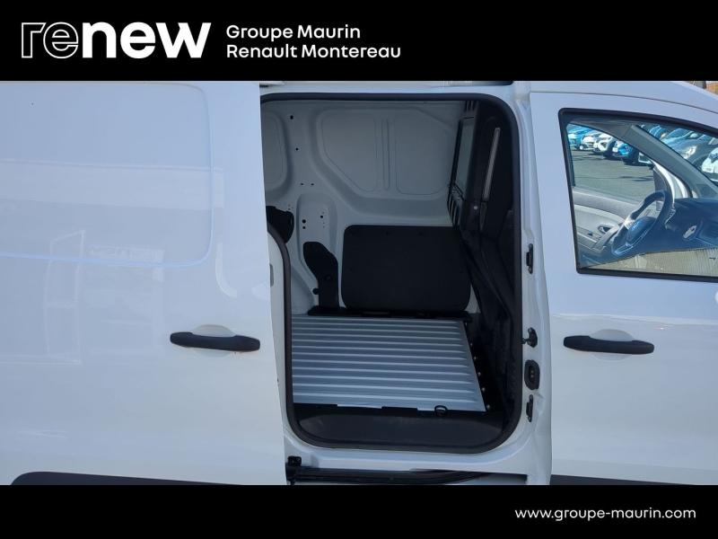 Photo 13 de l’annonce de RENAULT Express Van d’occasion à vendre à VARENNES SUR SEINE