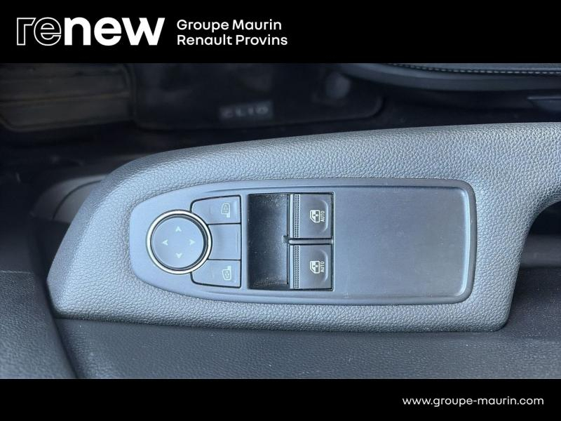 Photo 16 de l’annonce de RENAULT Clio d’occasion à vendre à PROVINS