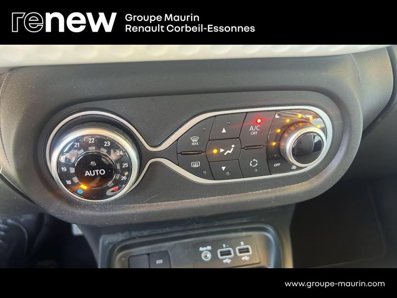 Photo 17 de l’annonce de RENAULT Twingo d’occasion à vendre à CORBEIL-ESSONNES