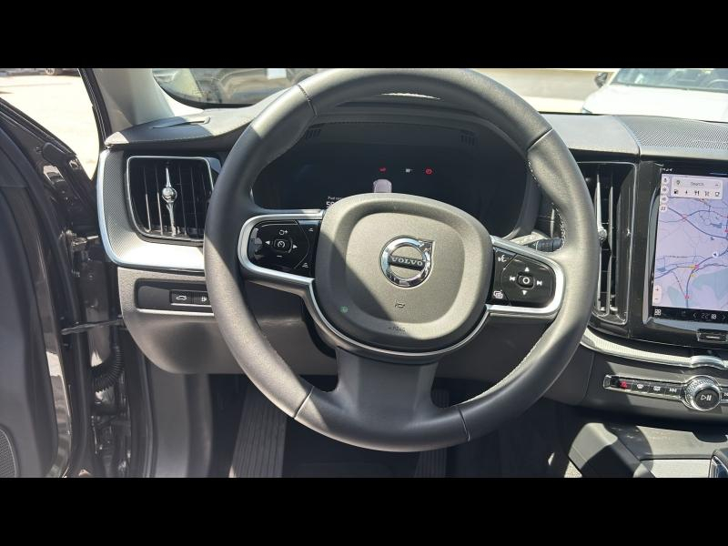 Photo 16 de l’annonce de VOLVO XC60 d’occasion à vendre à AIX-EN-PROVENCE