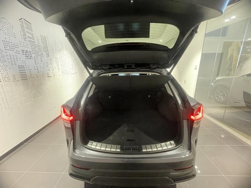 Photo 11 de l’annonce de LEXUS NX d’occasion à vendre à LATTES