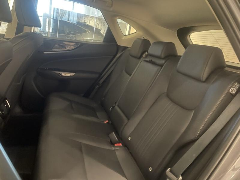 Photo 13 de l’annonce de LEXUS NX d’occasion à vendre à LATTES