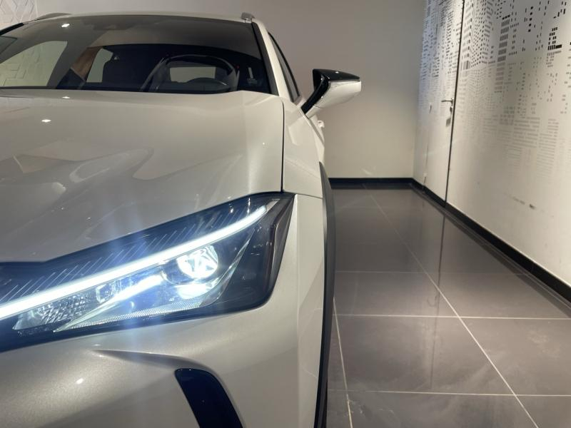 Photo 7 de l’annonce de LEXUS UX d’occasion à vendre à LATTES