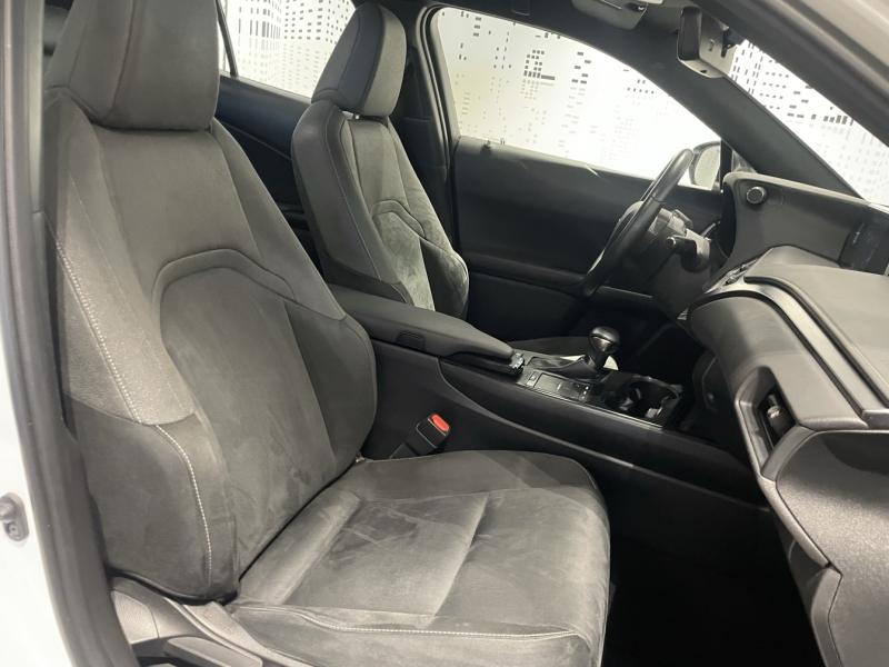Photo 16 de l’annonce de LEXUS UX d’occasion à vendre à LATTES