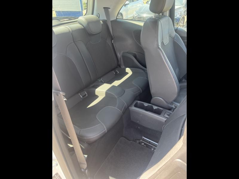 Photo 12 de l’annonce de OPEL Adam d’occasion à vendre à CARPENTRAS