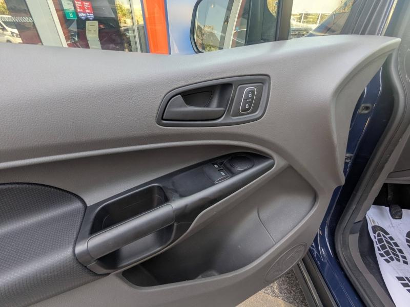 Photo 8 de l’annonce de FORD Transit Connect VUL d’occasion à vendre à LA VALETTE