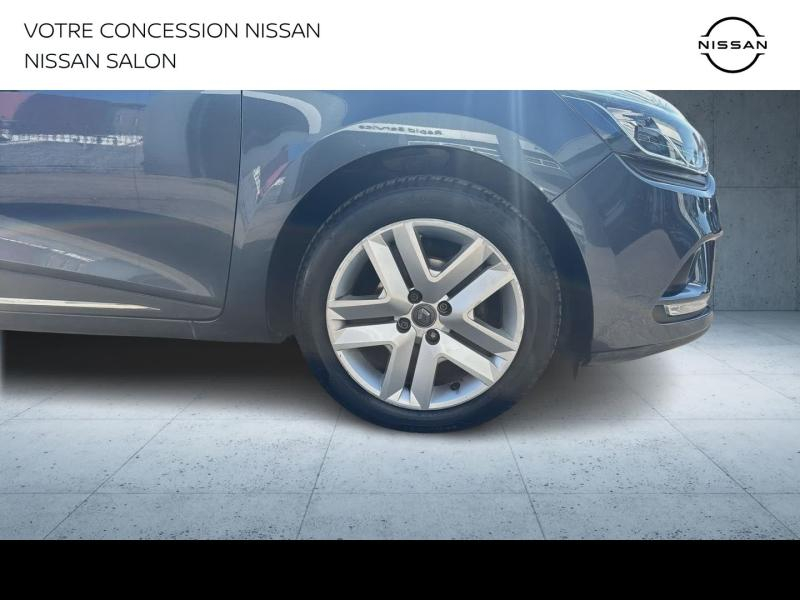 Photo 9 de l’annonce de RENAULT Clio d’occasion à vendre à SALON DE PROVENCE