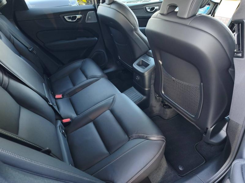 Photo 14 de l’annonce de VOLVO XC60 d’occasion à vendre à AVIGNON