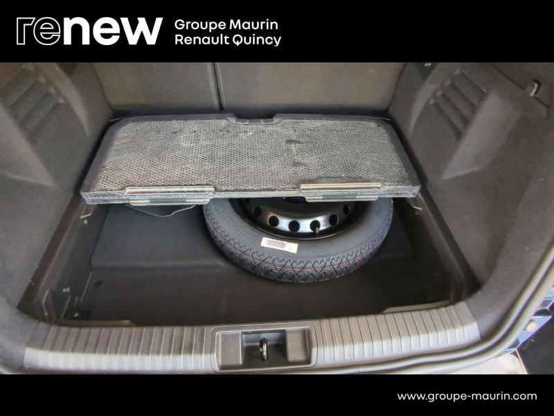 Photo 10 de l’annonce de RENAULT  d’occasion à vendre à QUINCY-SOUS-SÉNART