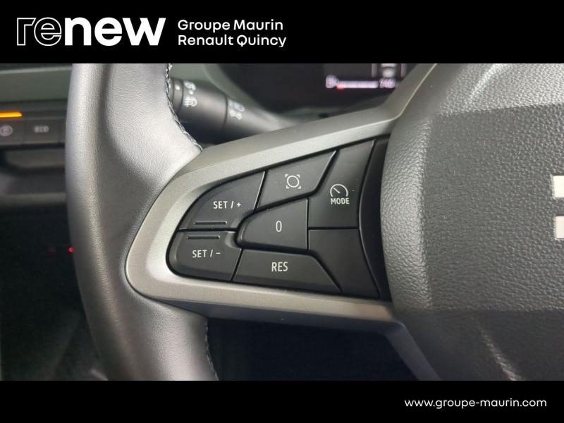 Photo 16 de l’annonce de DACIA Duster d’occasion à vendre à QUINCY-SOUS-SÉNART