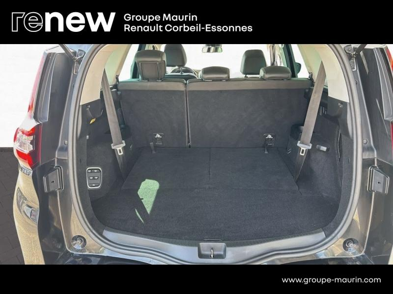 Photo 15 de l’annonce de RENAULT Grand Scenic d’occasion à vendre à CORBEIL-ESSONNES