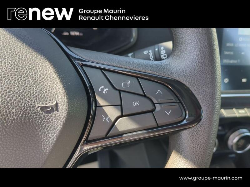 Photo 16 de l’annonce de RENAULT Zoe d’occasion à vendre à CHENNEVIÈRES-SUR-MARNE