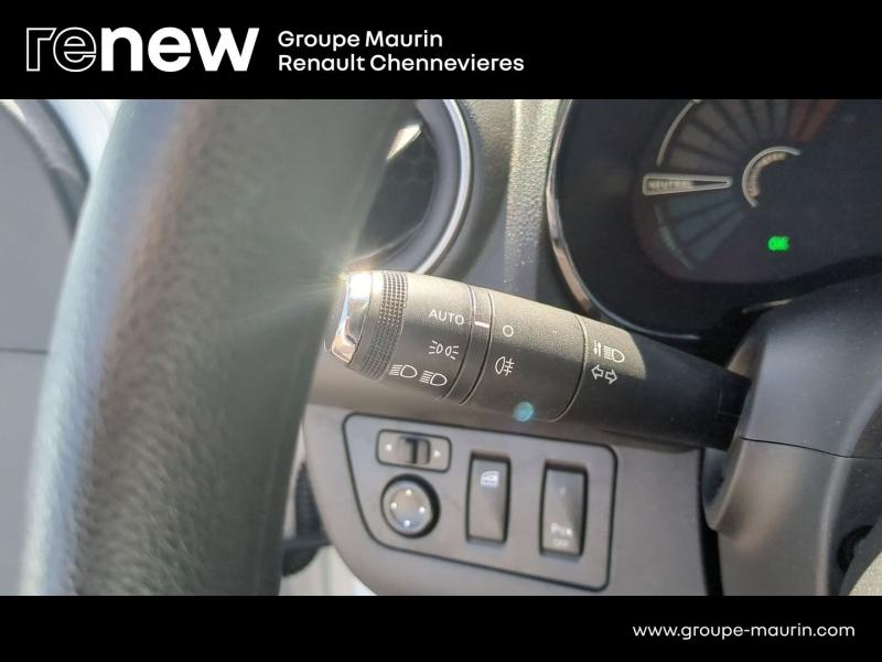 Photo 15 de l’annonce de DACIA Spring d’occasion à vendre à CHENNEVIÈRES-SUR-MARNE