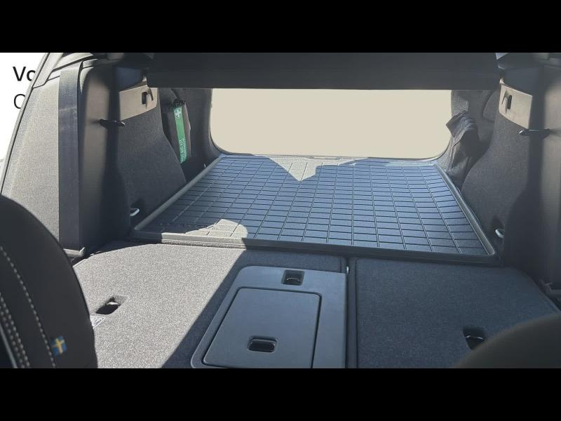 Photo 14 de l’annonce de VOLVO XC40 d’occasion à vendre à AIX-EN-PROVENCE
