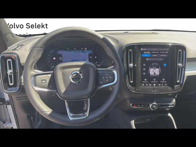 Photo 17 de l’annonce de VOLVO XC40 d’occasion à vendre à AIX-EN-PROVENCE