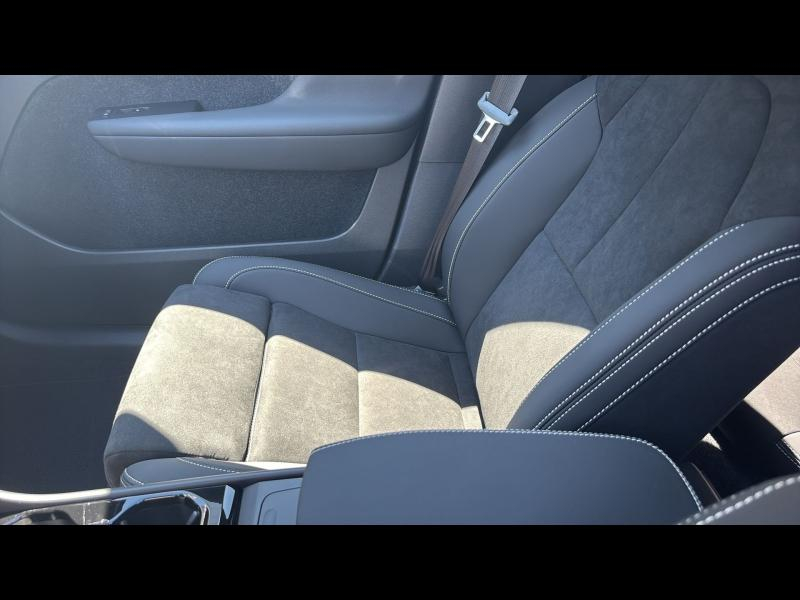 Photo 20 de l’annonce de VOLVO XC40 d’occasion à vendre à AIX-EN-PROVENCE