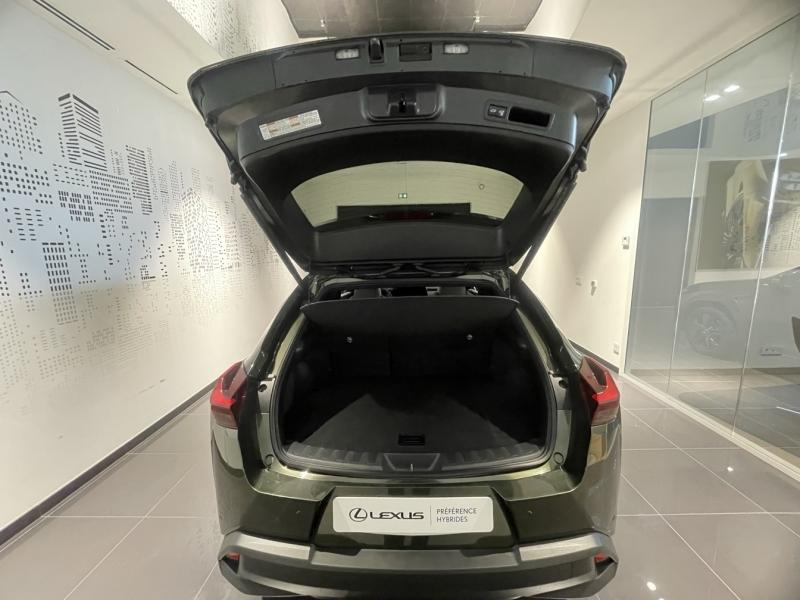 Photo 12 de l’annonce de LEXUS UX d’occasion à vendre à LATTES