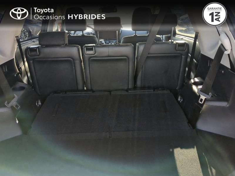 Photo 10 de l’annonce de TOYOTA Prius+ d’occasion à vendre à MONTFAVET
