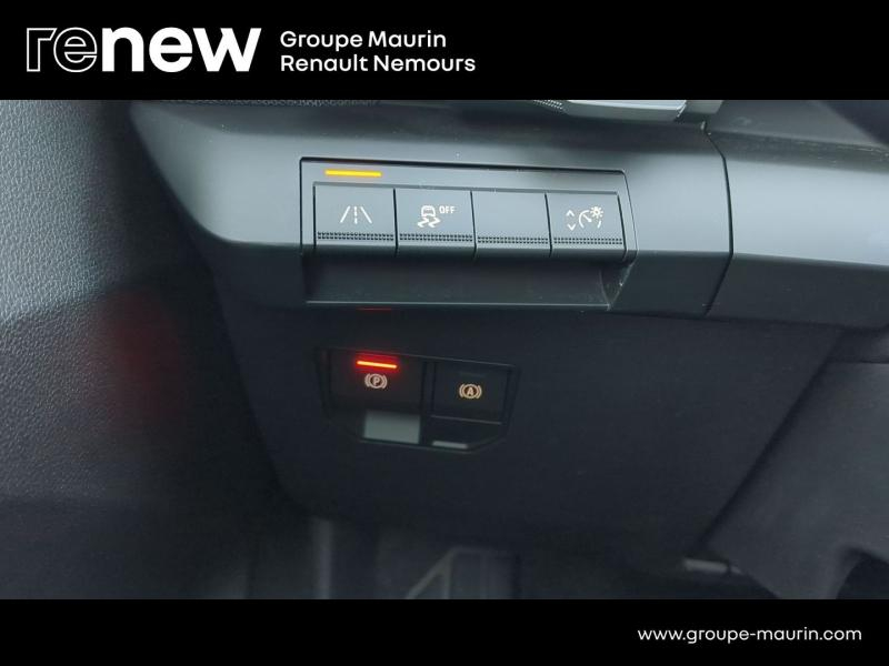 Photo 19 de l’annonce de RENAULT Megane d’occasion à vendre à SAINT PIERRE LES NEMOURS