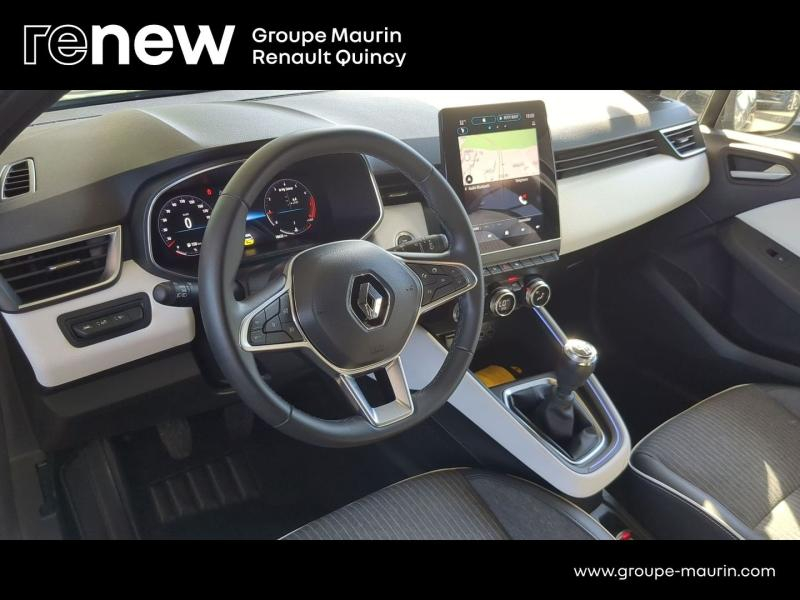 Photo 12 de l’annonce de RENAULT Clio d’occasion à vendre à QUINCY-SOUS-SÉNART