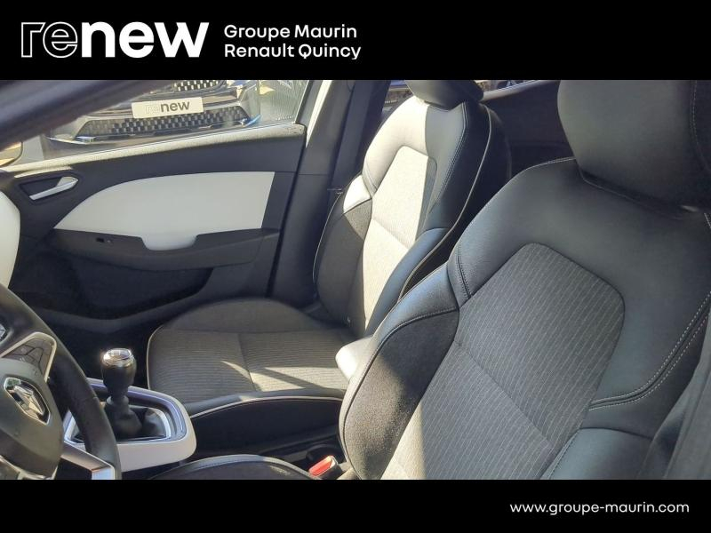 Photo 13 de l’annonce de RENAULT Clio d’occasion à vendre à QUINCY-SOUS-SÉNART