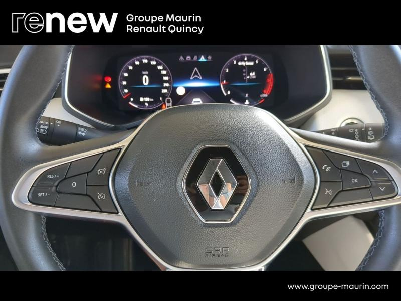 Photo 16 de l’annonce de RENAULT Clio d’occasion à vendre à QUINCY-SOUS-SÉNART